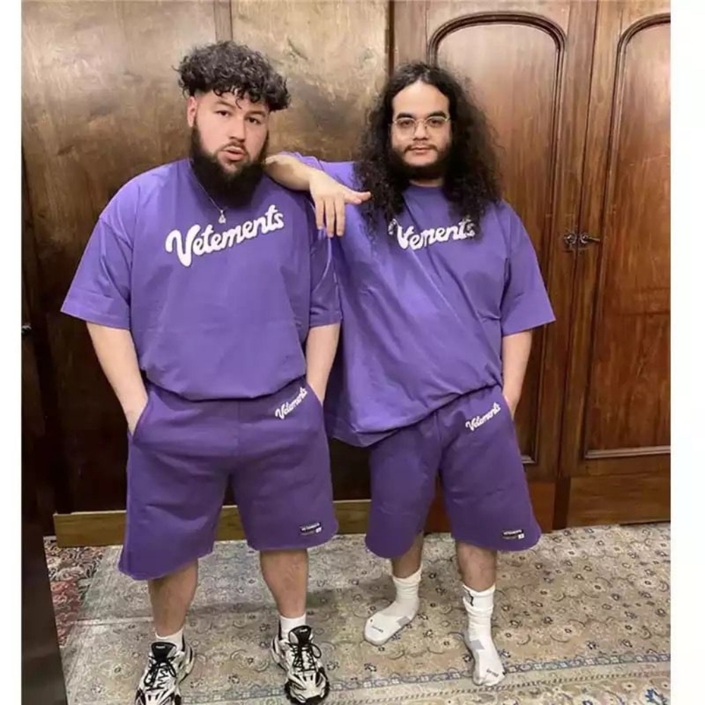 Vetements t shirts.